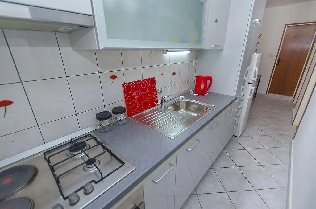 Apartment Jema Trogir 0*,