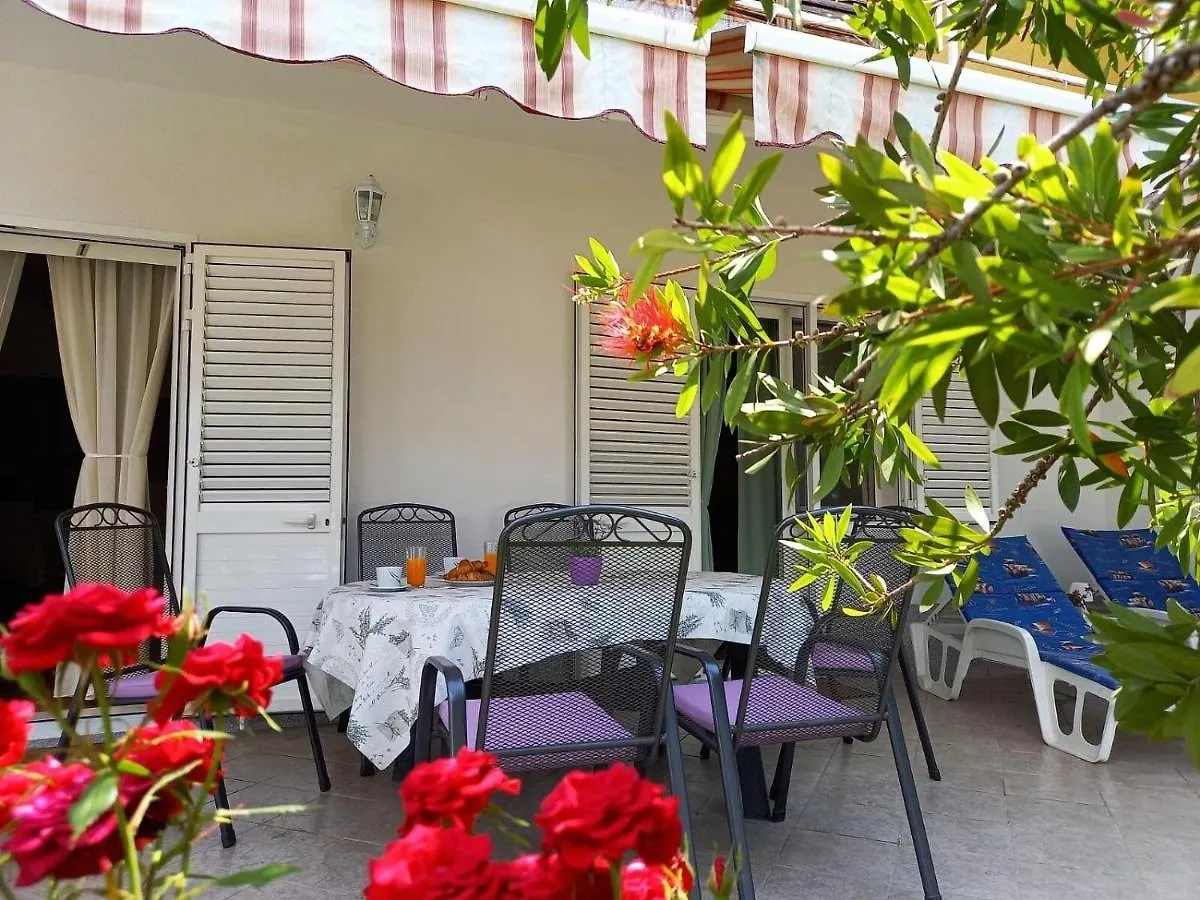 Apartment Jema Trogir 0*,  Croatia